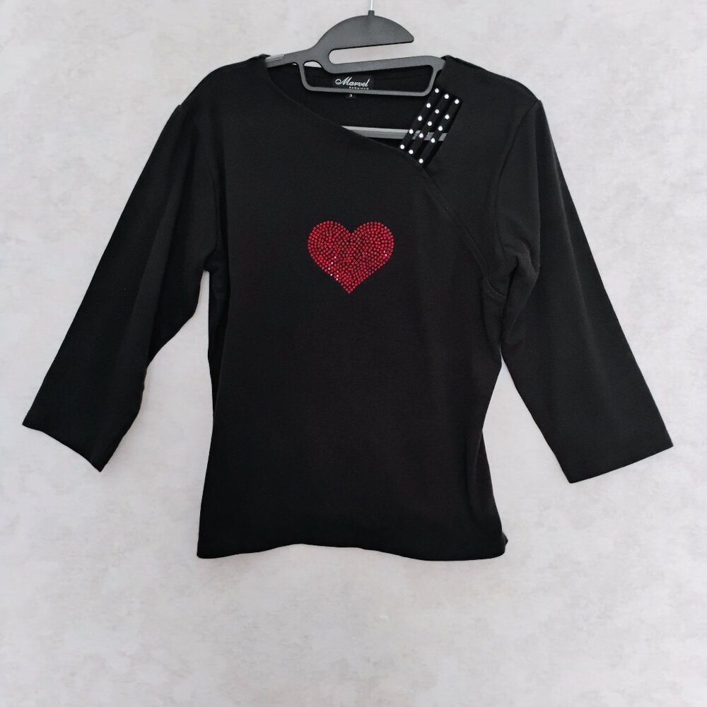 Marvel Black Rhinestone Heart Top Size Small
